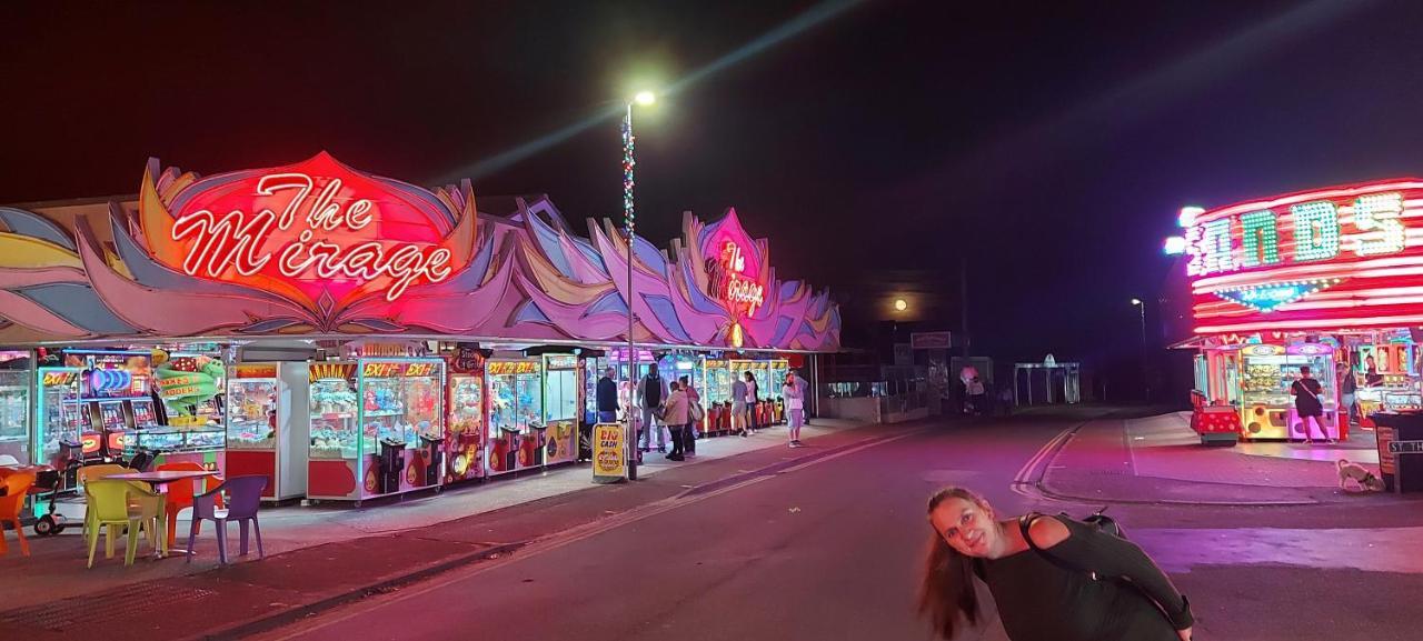 Hemsby Chalet Bagian luar foto